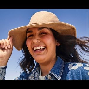 The Harper Floppy Hat in Oatmeal ASN Hats *BNIP Fab Fit Fun